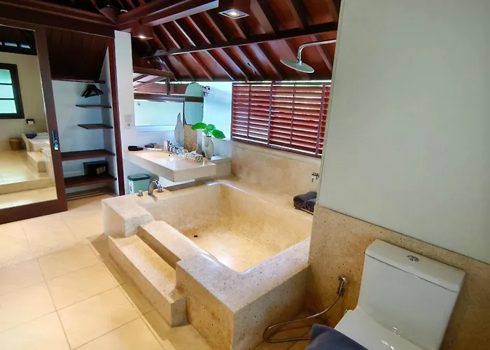 Resort Bumi Ola Pandawa 4*